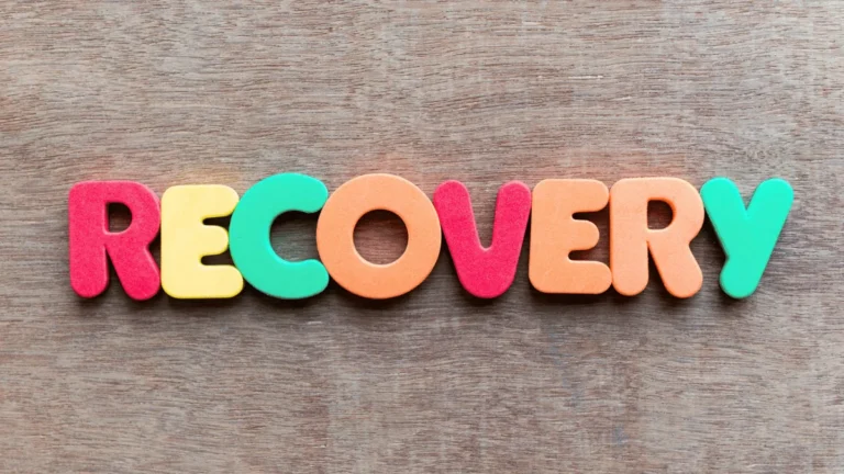 SMART RECOVERY: Kas tai, privalumai ir kodėl verta išbandyti