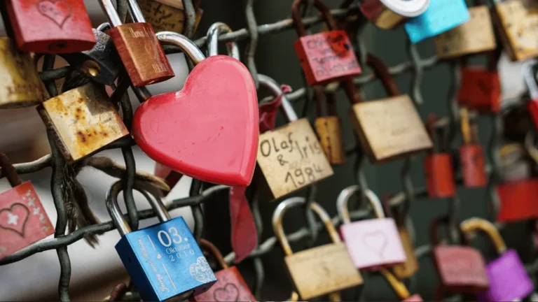 Kodėl priklausomi žmonės labiausiai skaudina tuos, kuriuos myli?